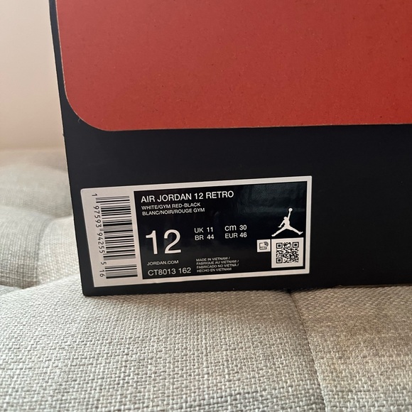 Jordan Men White and Black Sneakers with Red Accents - Picture 9 of 12